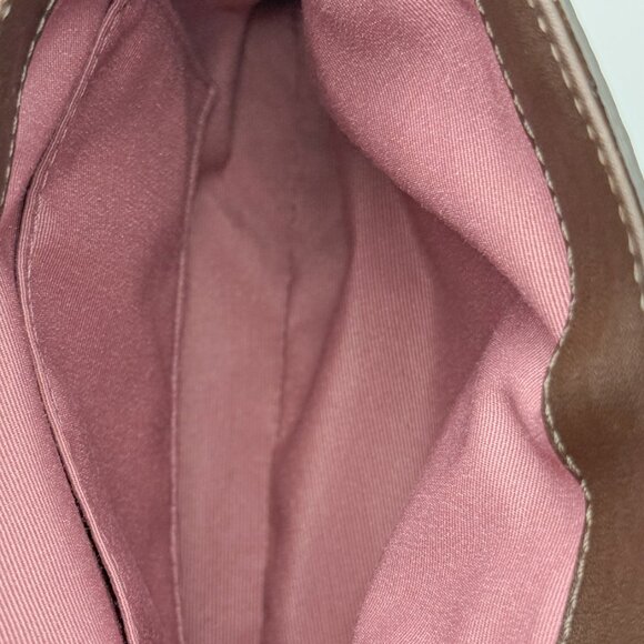 Coach Brown Pebbled Leather Wristlet Bag – Turnlock Closure & Contrast Stitching - Picture 8 of 10